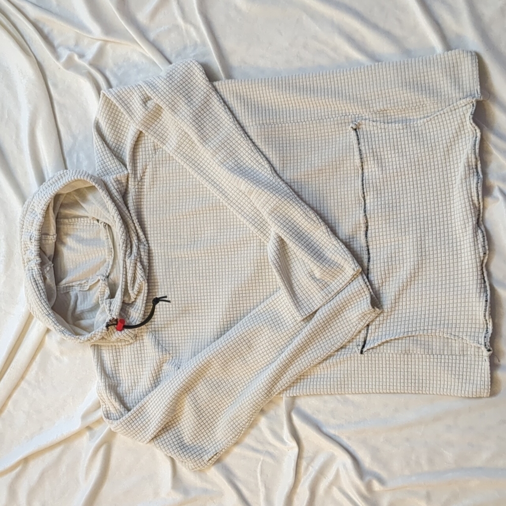 Grid fleece hoodie
